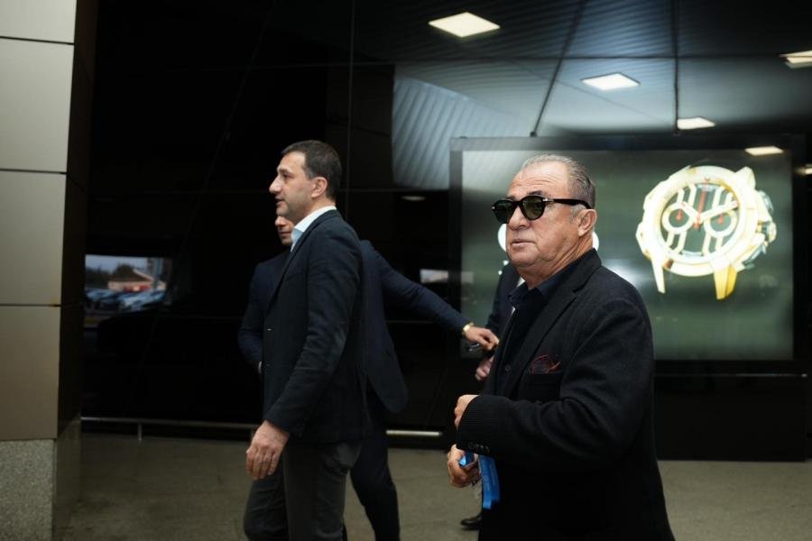 Fatih Terim Bakıda BELƏ QARŞILANDI - FOTO - foto 3