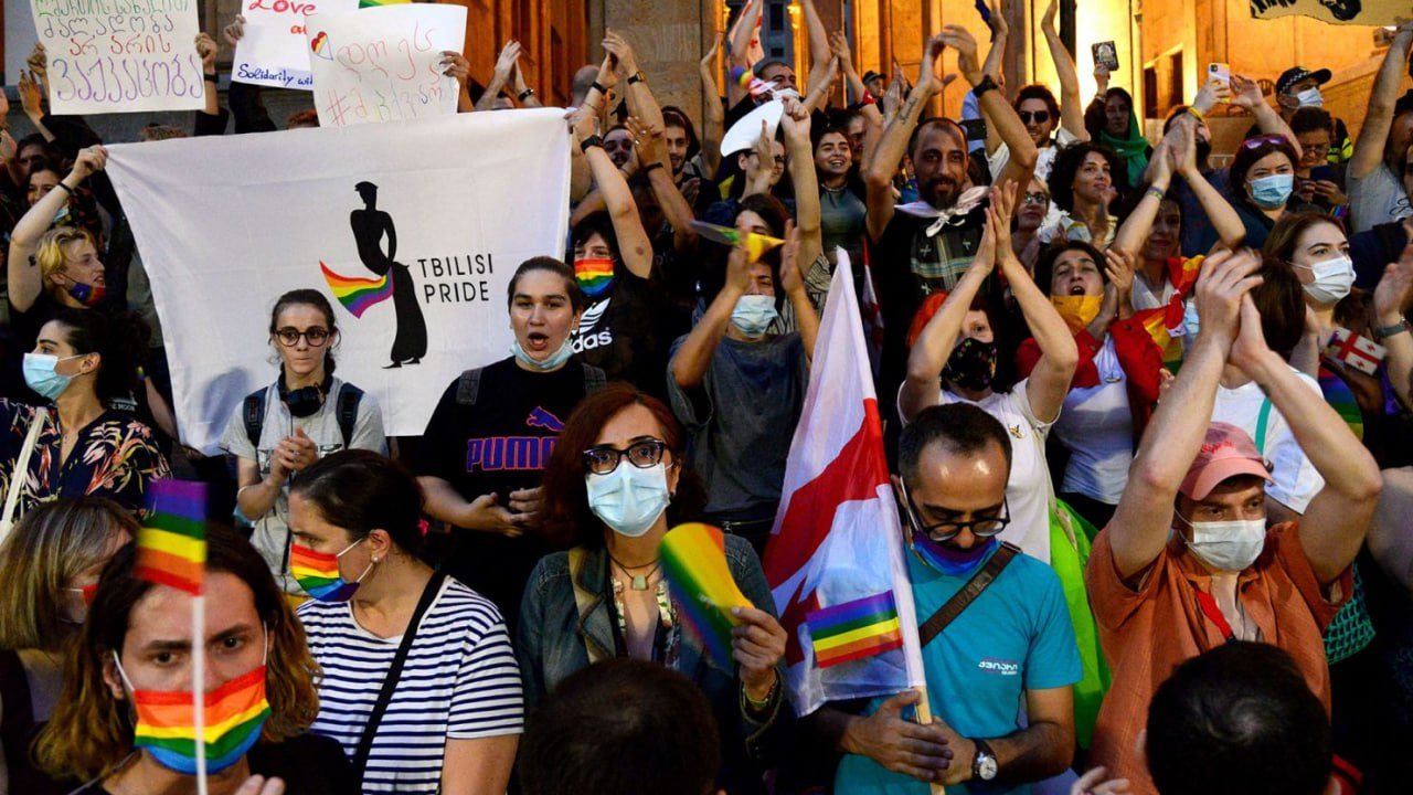 LGBT və pedofiliya TƏBLİĞATI... – Qərb gürcü milli kimliyini məhv etmək İSTƏYİR – TƏHLİL LGBT və pedofiliya TƏBLİĞATI... – Qərb gürcü milli kimliyini məhv etmək İSTƏYİR – TƏHLİL