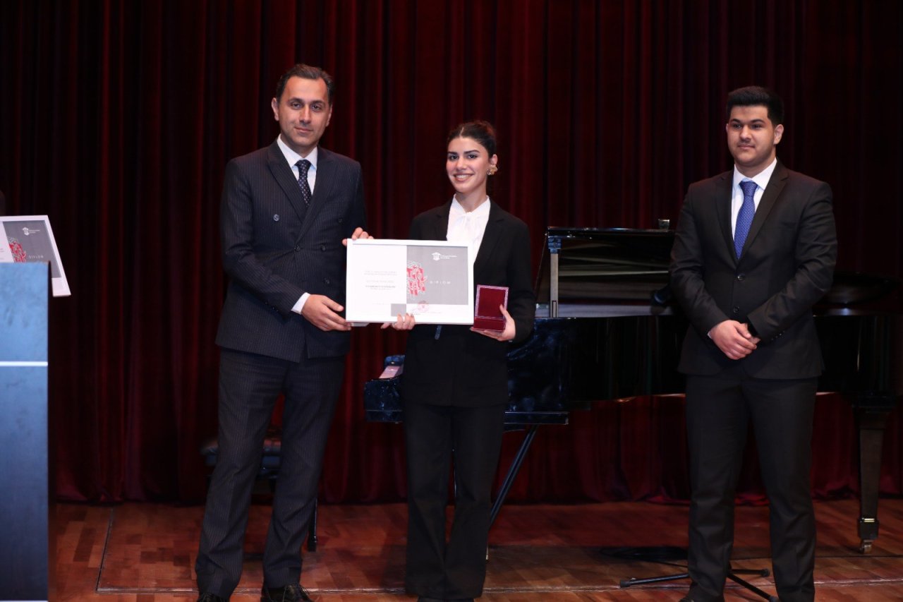 “Mədəniyyət Könüllüləri” İctimai Birliyinin 2024-cü ilin yekunlarına dair hesabat toplantısı keçirildi – FOTO - foto 25