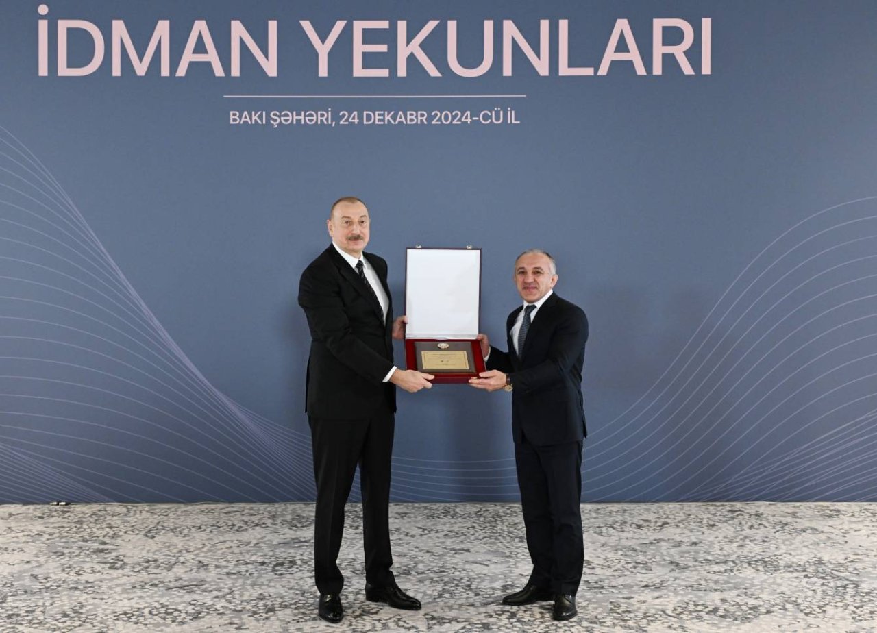 İlham Əliyev idmançıları mükafatlandırdı - FOTO - foto 1