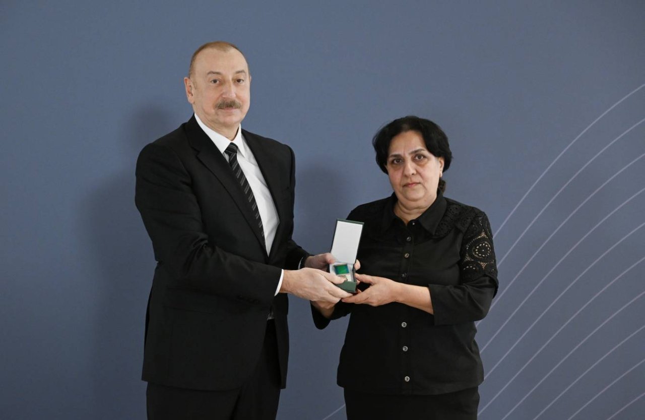 İlham Əliyev idmançıları mükafatlandırdı - FOTO - foto 8