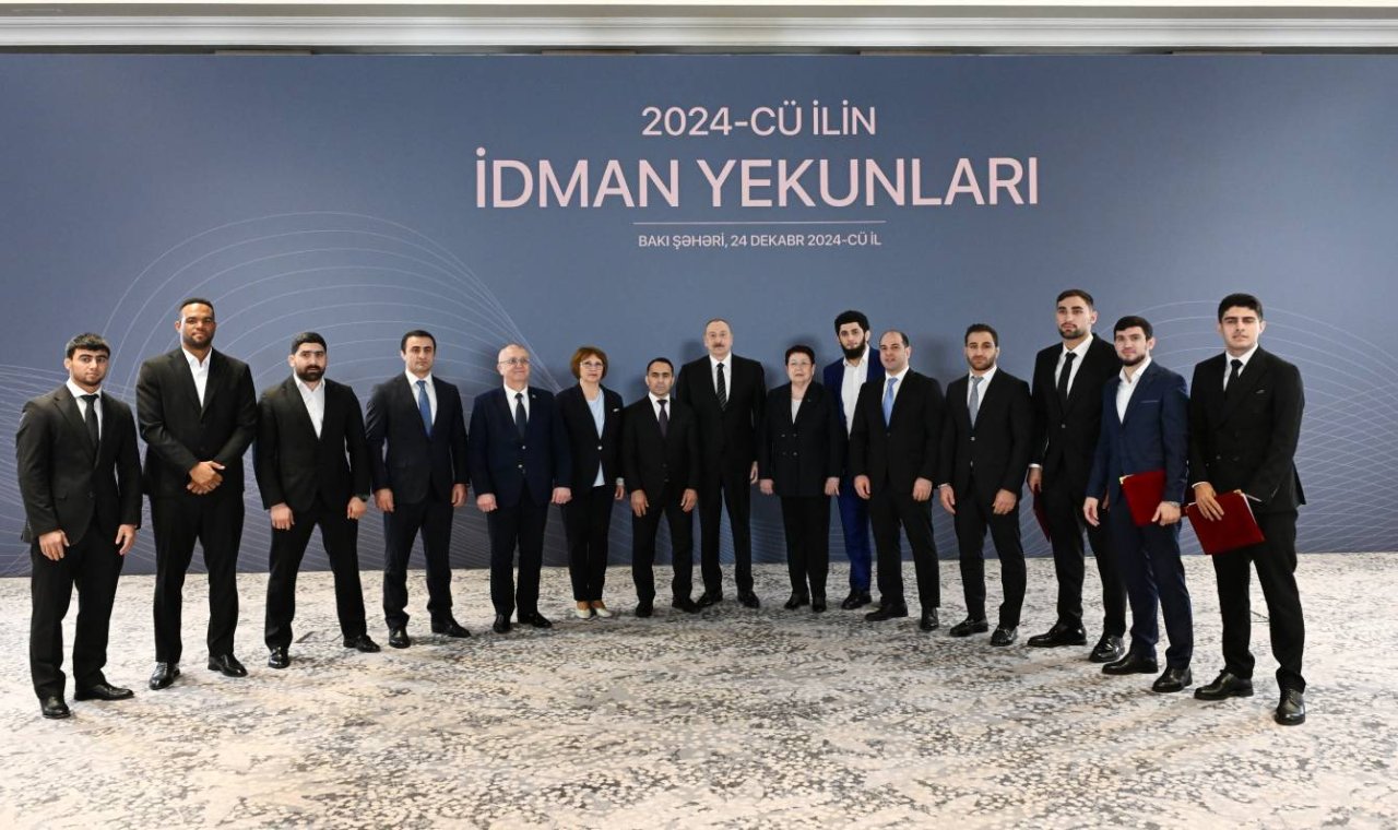 İlham Əliyev idmançıları mükafatlandırdı - FOTO - foto 34