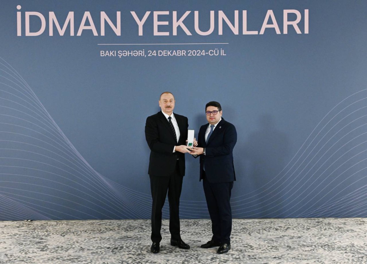 İlham Əliyev idmançıları mükafatlandırdı - FOTO - foto 10