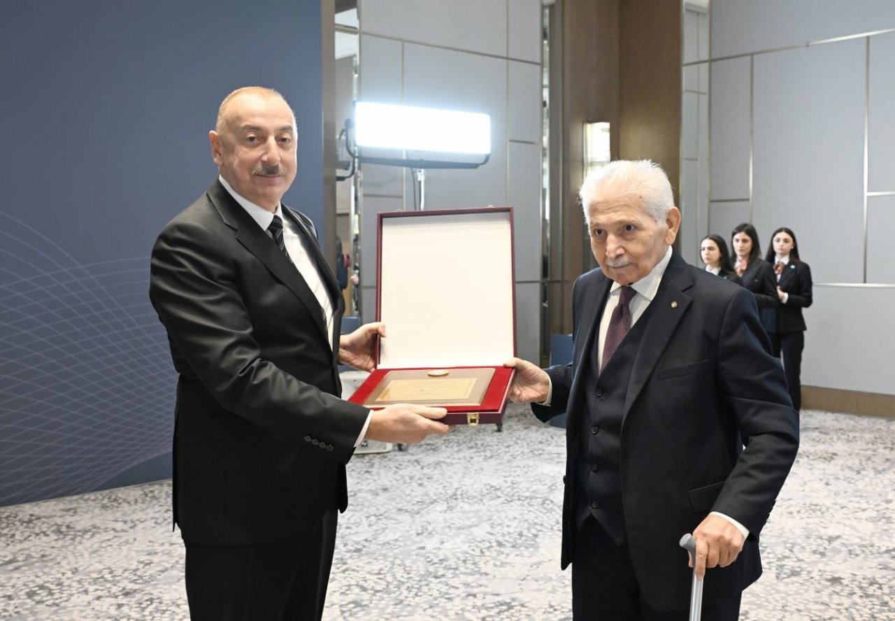 İlham Əliyev idmançıları mükafatlandırdı - FOTO - foto 4