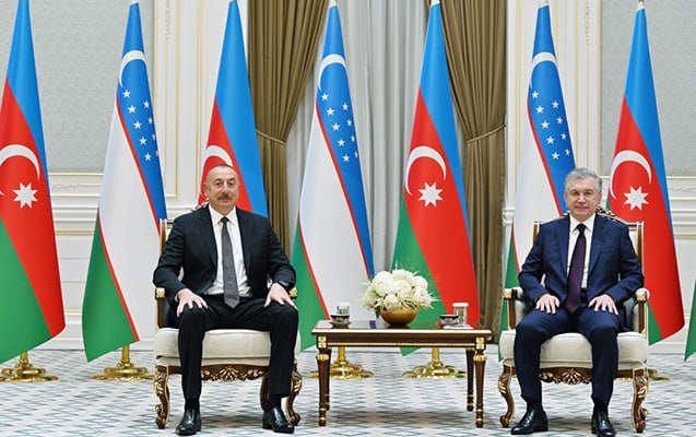 Şavkat Mirziyoyev İlham Əliyevə zəng etdi Şavkat Mirziyoyev İlham Əliyevə zəng etdi