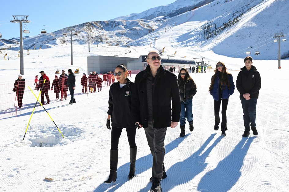 Prezident və ailəsi Şahdağ Turizm Kompleksində - FOTO/VİDEO - foto 39
