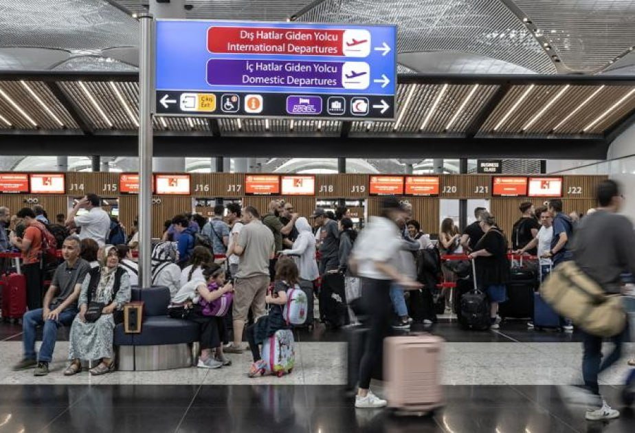Türkiyə hava limanlarında ötən il sərnişin axını 7,5 faiz artıb Türkiyə hava limanlarında ötən il sərnişin axını 7,5 faiz artıb