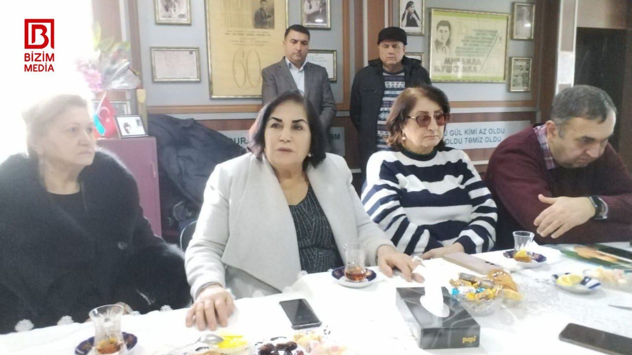 Böyük məhəbbət şairinin vəfatının 87-ci ildönümü doğulduğu torpaqda QEYD OLUNDU – FOTO - foto 9