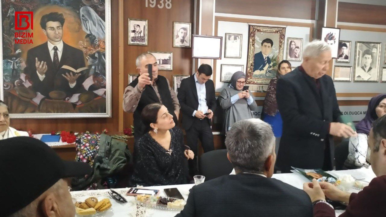 Böyük məhəbbət şairinin vəfatının 87-ci ildönümü doğulduğu torpaqda QEYD OLUNDU – FOTO - foto 11