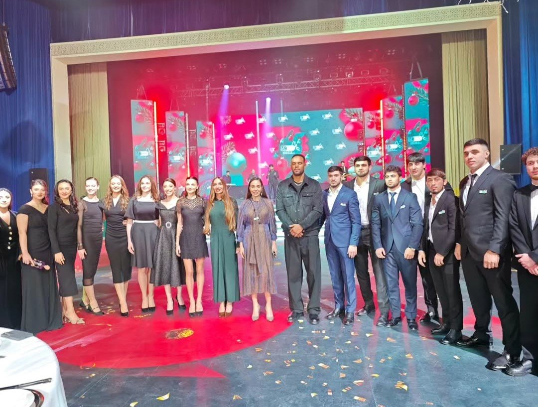 Leyla və Arzu Əliyevalar ilin idman yekunları ilə bağlı qala mərasimində - FOTO - foto 7