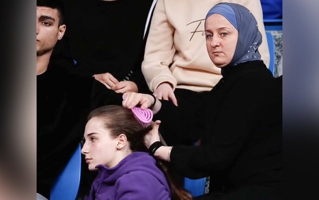 Anası idmançı qızını finala hazırlayır... – VİDEO Anası idmançı qızını finala hazırlayır... – VİDEO