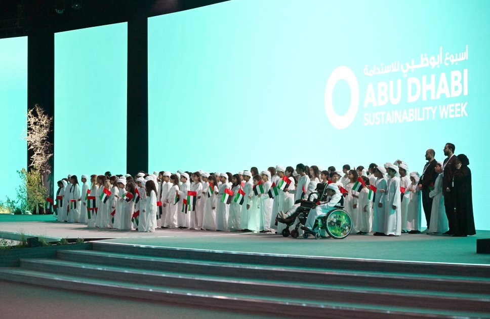 İlham Əliyev Əbu-Dabi Dayanıqlılıq Həftəsinin açılış mərasimində iştirak edib - FOTO/VİDEO - foto 2