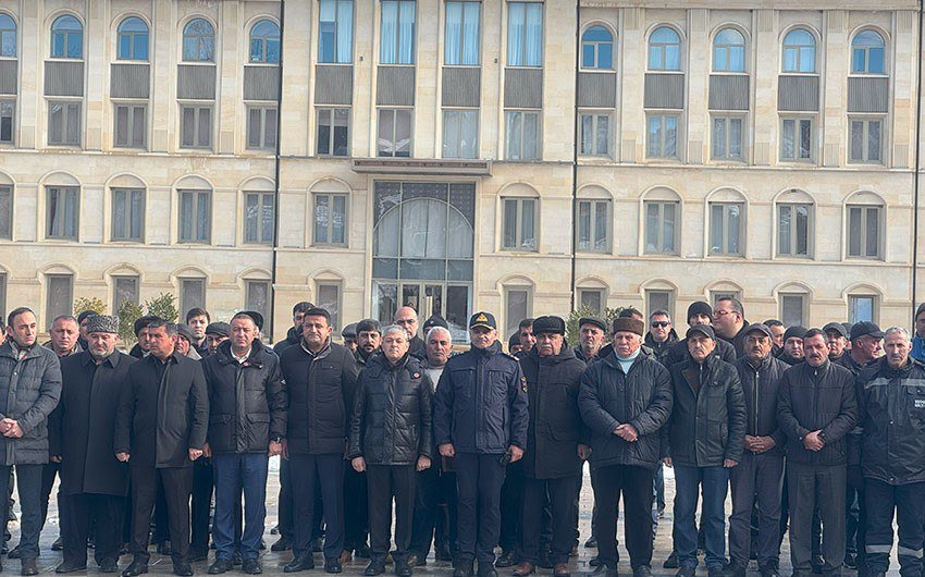 Şuşada 20 Yanvar faciəsinin şəhidləri yad edildi - FOTO/VİDEO - foto 1