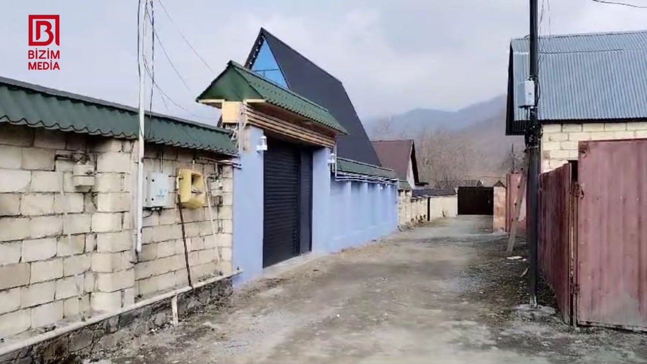 Faciəvi şəkildə həyatını itirən yeniyetmə hovuza necə YIXILIB? - TƏFƏRRÜAT Faciəvi şəkildə həyatını itirən yeniyetmə hovuza necə YIXILIB? - TƏFƏRRÜAT