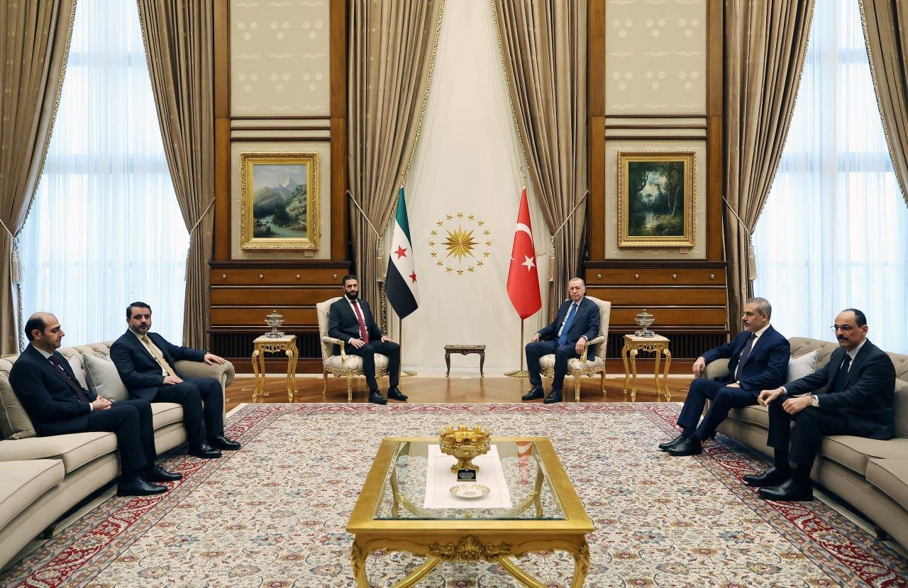 15 il sonra TARİXİ GÖRÜŞ: Ərdoğan Suriyanın yeni rəhbərini QƏBUL EDİB - FOTO/VİDEO - foto 1