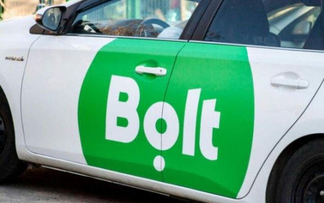 Bakıda &ldquo;Bolt&rdquo; avtomobili YANIR - VİDEO