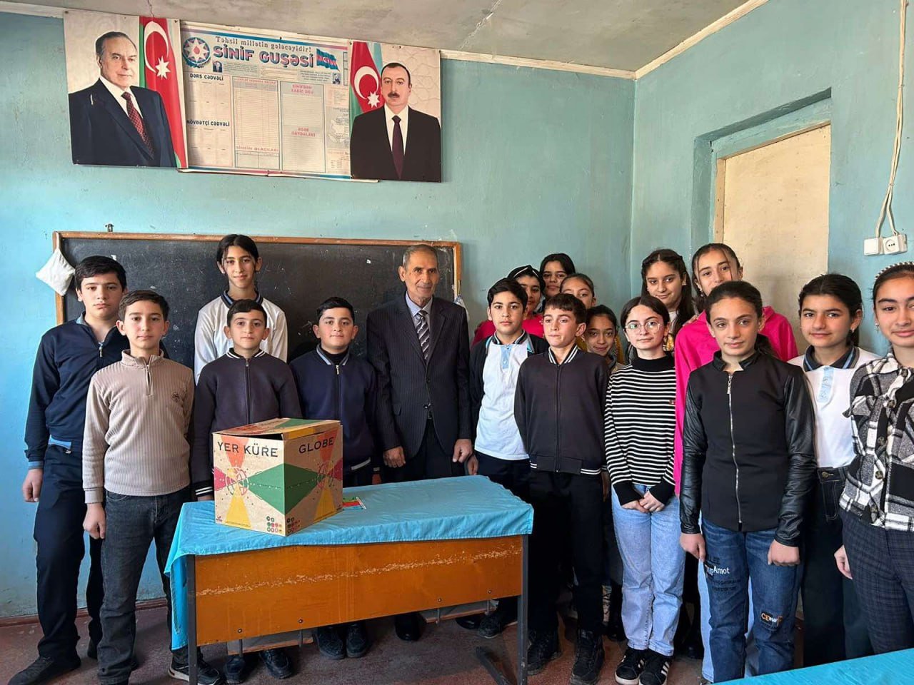 32 ildir dərsə qayıqla gedib-gəlir - FOTO - foto 4