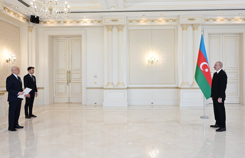 İlham Əliyev Paraqvayın yeni səfirini qəbul edib - FOTO/VİDEO - foto 1
