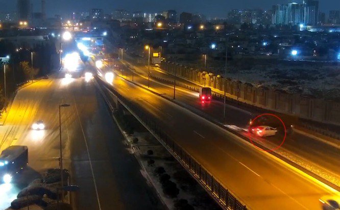 Bakıda daha bir yük avtomobili ağır qəzaya səbəb oldu &ndash; ANBAAN VİDEO