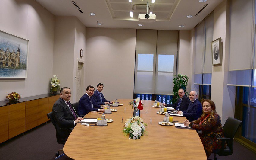 Hikmət Hacıyev Akif Çağatay Kılıçla strateji müttəfiqliyi MÜZAKİRƏ ETDİ