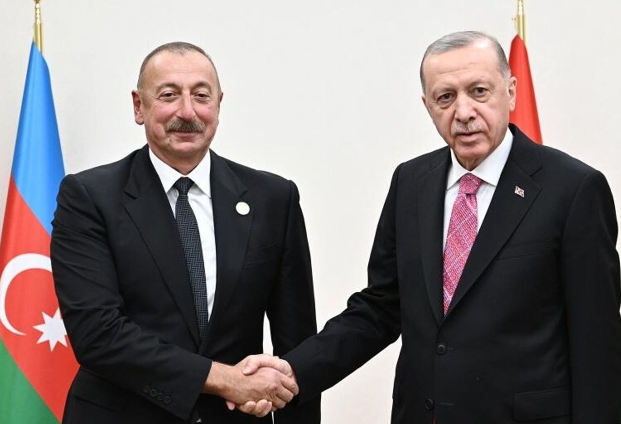 İlham Əliyevdən Ərdoğana: &ldquo;Türk dünyasında qətiyyətli lider kimi tanınır və sevilirsiniz&rdquo;