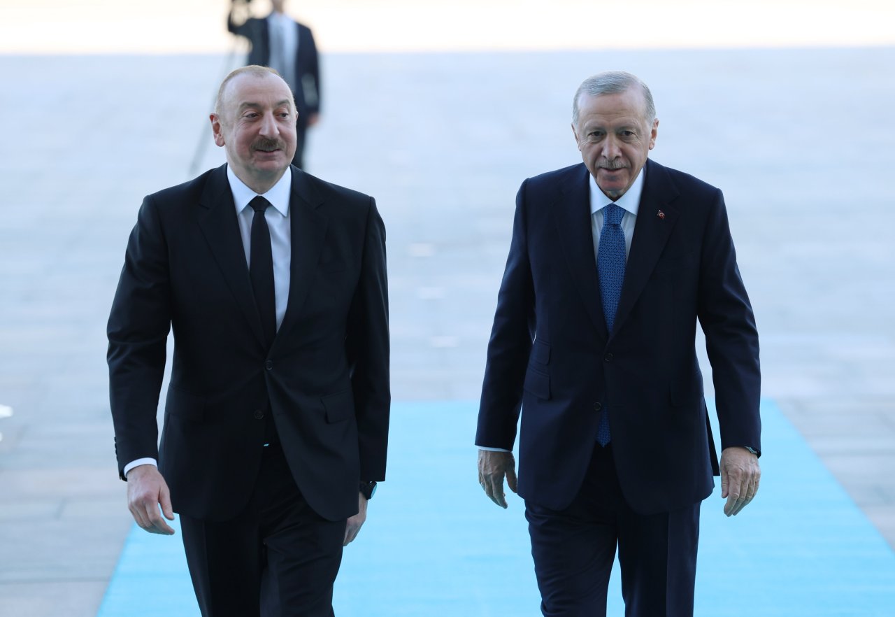Ərdoğandan PAYLAŞIM: “Türkiyə-Azərbaycan sülhün, əmin-amanlığın, tərəfindədir” - FOTO - foto 3