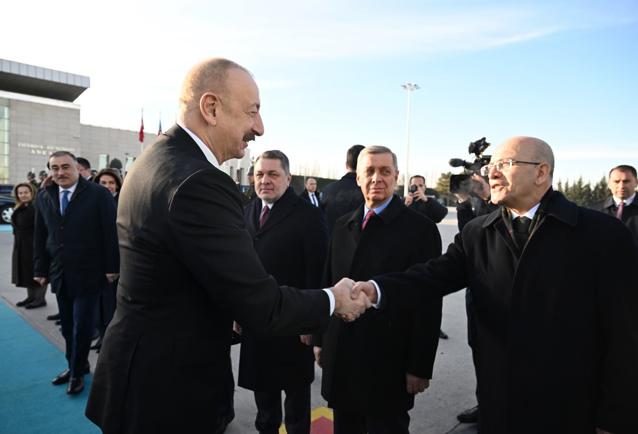 İlham Əliyevin Türkiyəyə səfəri başa çatdı - FOTO - foto 1
