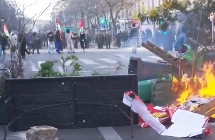 Qadınlar Günündə feministlər NÜMAYİŞLƏR KEÇİRDİLƏR - VİDEO
