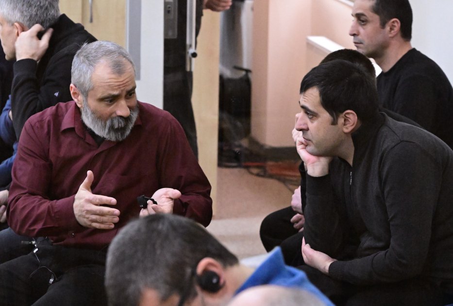 Arayikgilin növbəti məhkəməsi keçirildi, prokurorun sualları cavablandırıldı - FOTO - foto 11