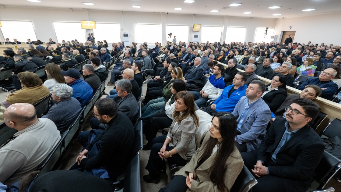 Arayikgilin növbəti məhkəməsi keçirildi, prokurorun sualları cavablandırıldı - FOTO - foto 1