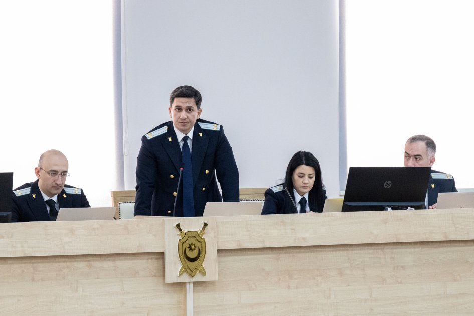 Arayikgilin növbəti məhkəməsi keçirildi, prokurorun sualları cavablandırıldı - FOTO - foto 19
