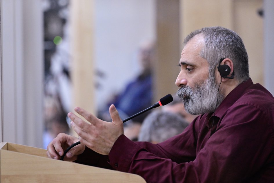 Arayikgilin növbəti məhkəməsi keçirildi, prokurorun sualları cavablandırıldı - FOTO - foto 15