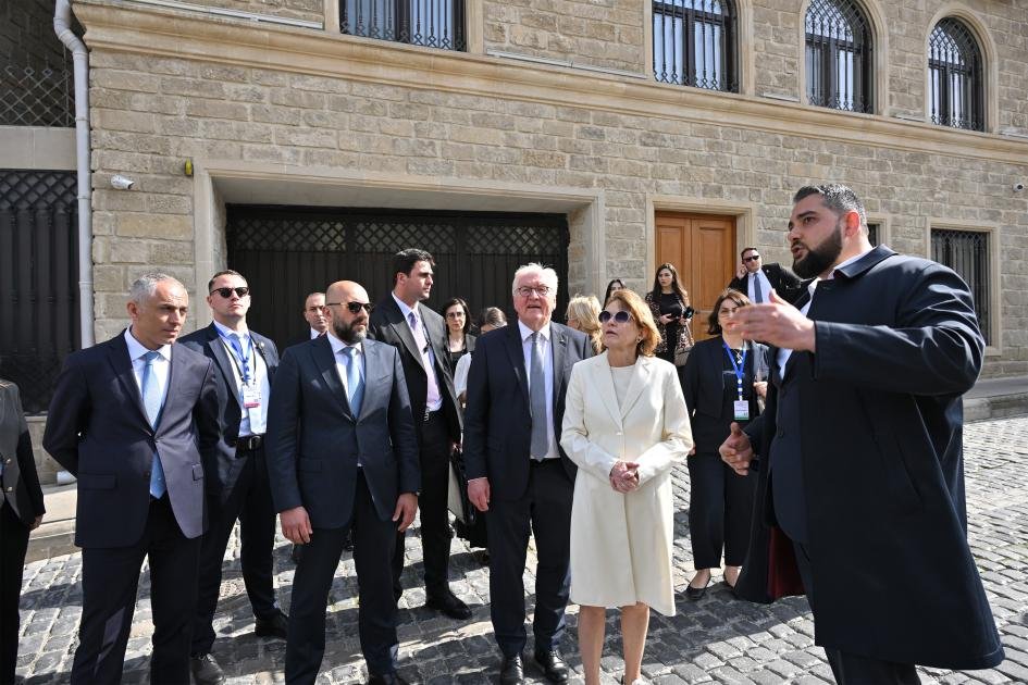 Almaniya Prezidenti xanımı ilə İçərişəhəri GƏZDİ - FOTO/VİDEO - foto 6