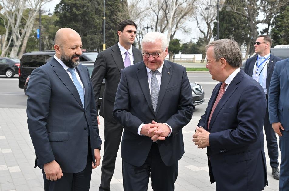 Almaniya Prezidenti xanımı ilə İçərişəhəri GƏZDİ - FOTO/VİDEO - foto 7