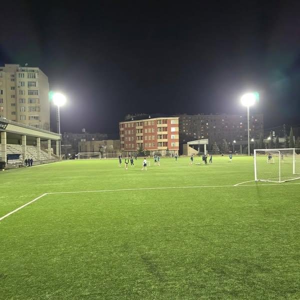 “Qarabağ”ın icarəsində olan meydançada YENİLƏNMƏ - FOTO - foto 2