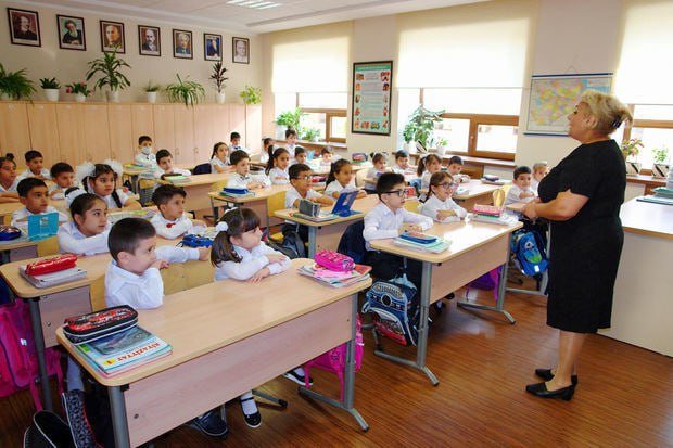 Təhsillə bağlı YENİLİK &ndash; Məktəblər özlərini MALİYYƏLƏŞDİRƏCƏKLƏR?