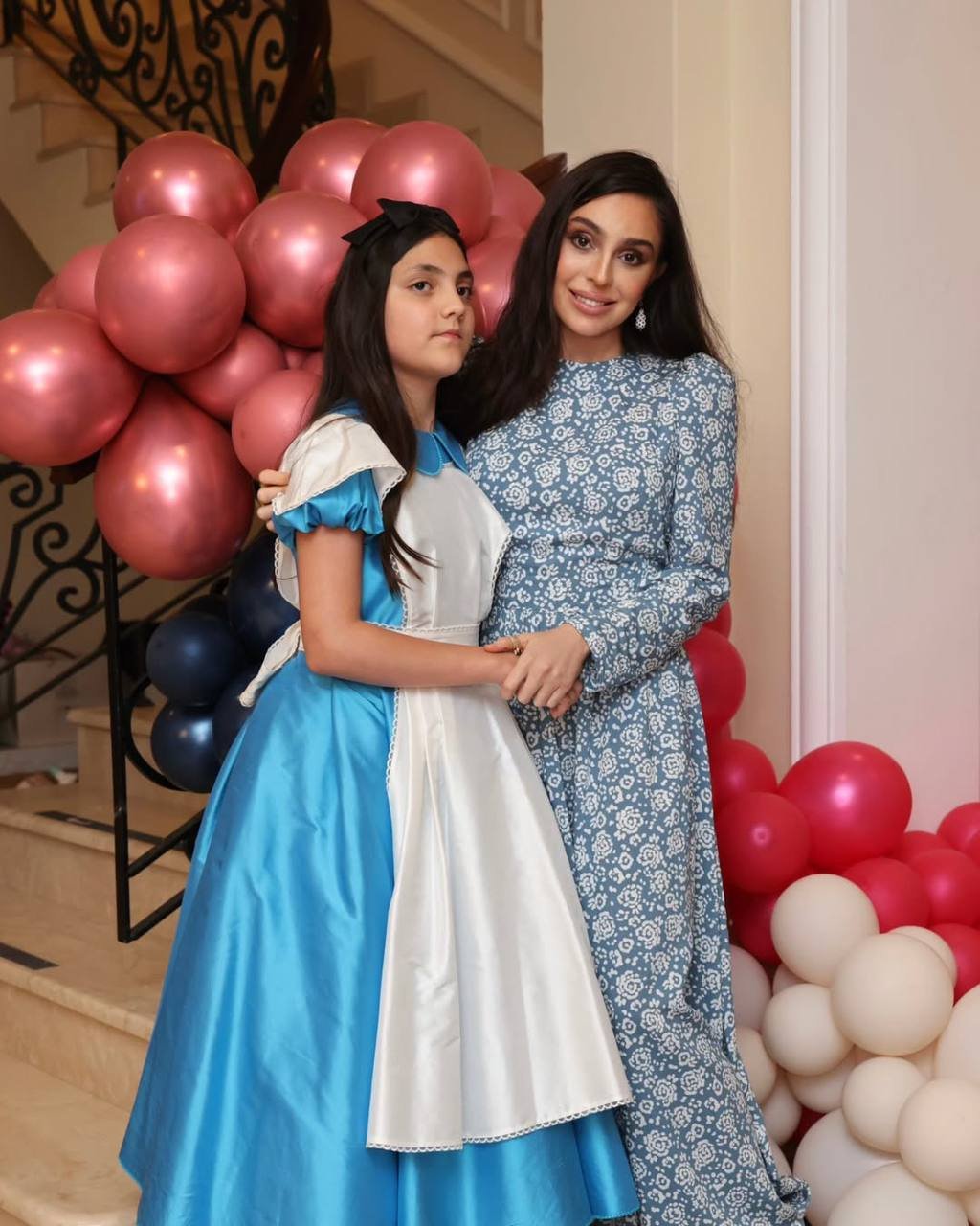Leyla Əliyeva qızı Əminəni doğum günü münasibəti ilə TƏBRİK ETDİ - FOTO - foto 3