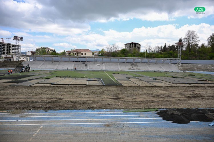 Xankəndi şəhər stadionu yenidən qurulur - FOTO