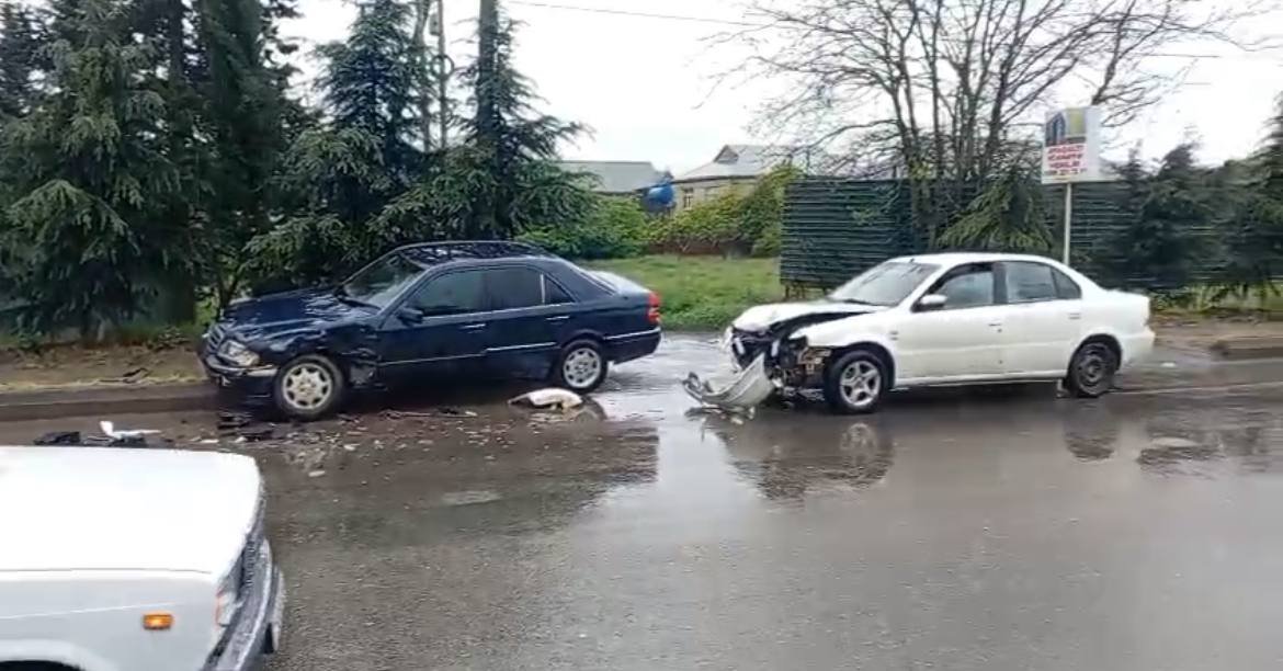 Cəlilabadda yol qəzası BAŞ VERDİ - VİDEO