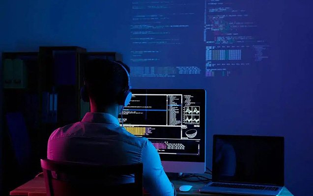 DTX-nin həbs etdiyi haker məlumatları bu qiymətə satırmış... - Yeni FAKTLAR