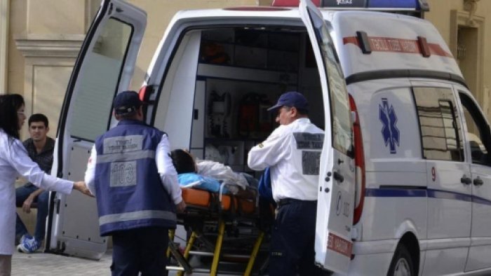 Sumqayıtda hündürlükdən yıxılan kişi VƏFAT ETDİ