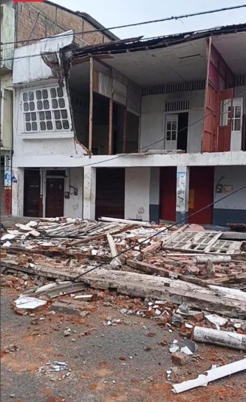Daha bir ölkədə ZƏLZƏLƏ OLDU: 6,3 bal - FOTO/VİDEO - foto 2