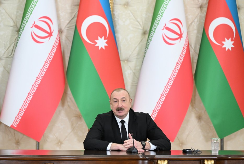 Azərbaycan və İran prezidentləri mətbuata birgə bəyanatlarla çıxış ediblər - FOTO - foto 1
