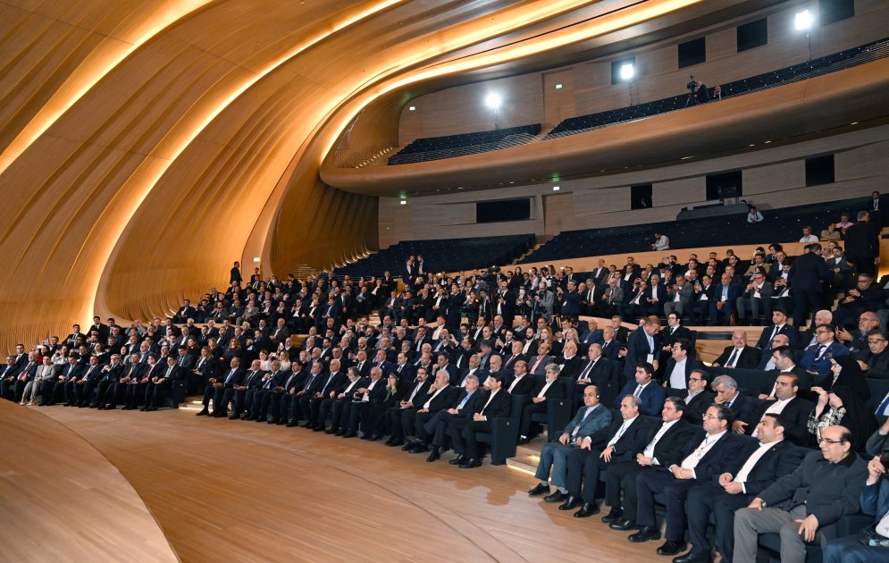 Bakıda Azərbaycan-İran biznes forumu KEÇİRİLİB - FOTO/VİDEO - foto 13