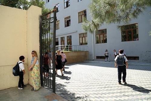 Bakıda məktəblərdən uşaqlar qaçırılır? &ndash; DİN-dən reaksiya