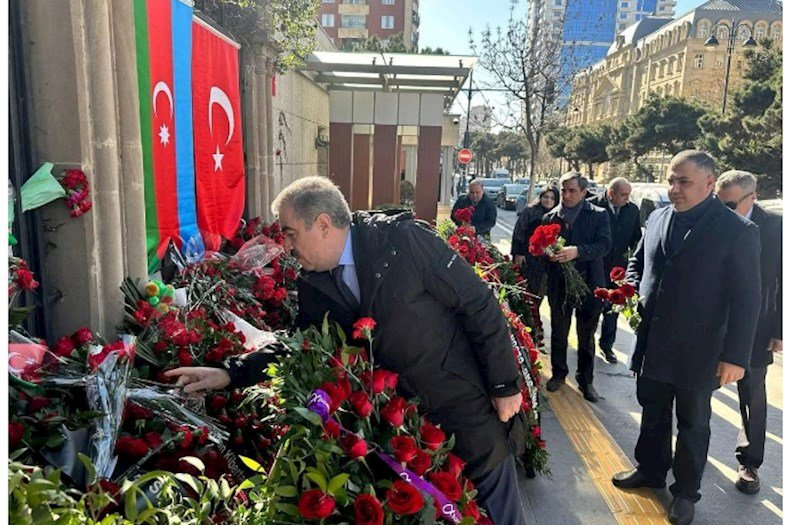 65 yaşlı İlham İsmayılova YUBİLEY TƏBRİKİ! — VİDEO/FOTOLAR - foto 12