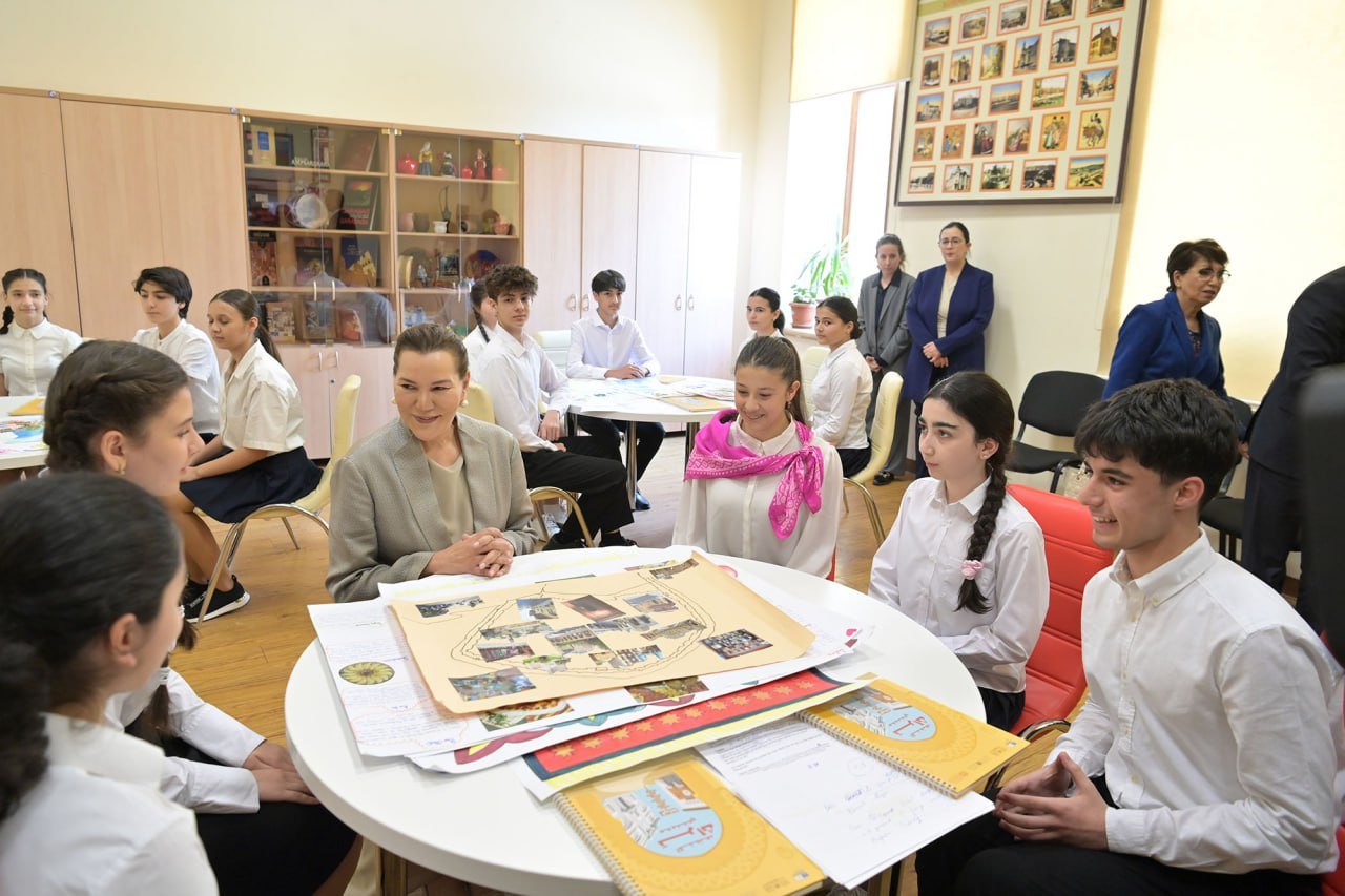 Mərakeş Krallığının Şahzadəsi 132 -134 nömrəli Təhsil Kompleksində olub - FOTO