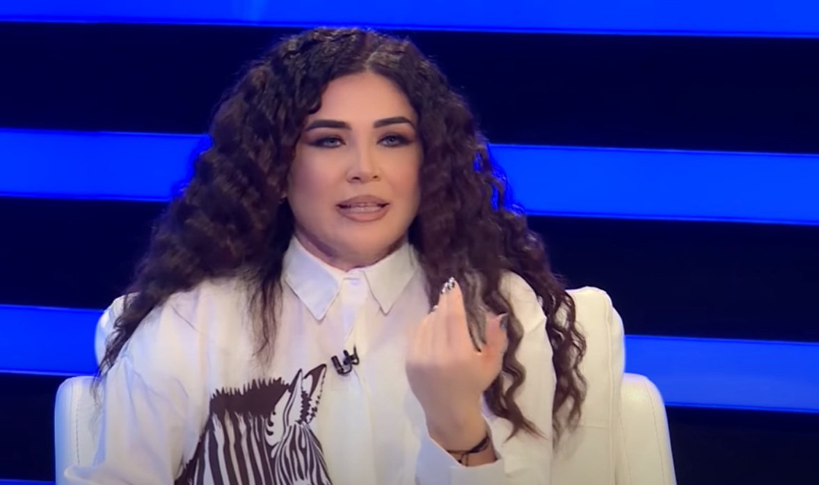 Elnarə BUNA GÖRƏ toylara getmir