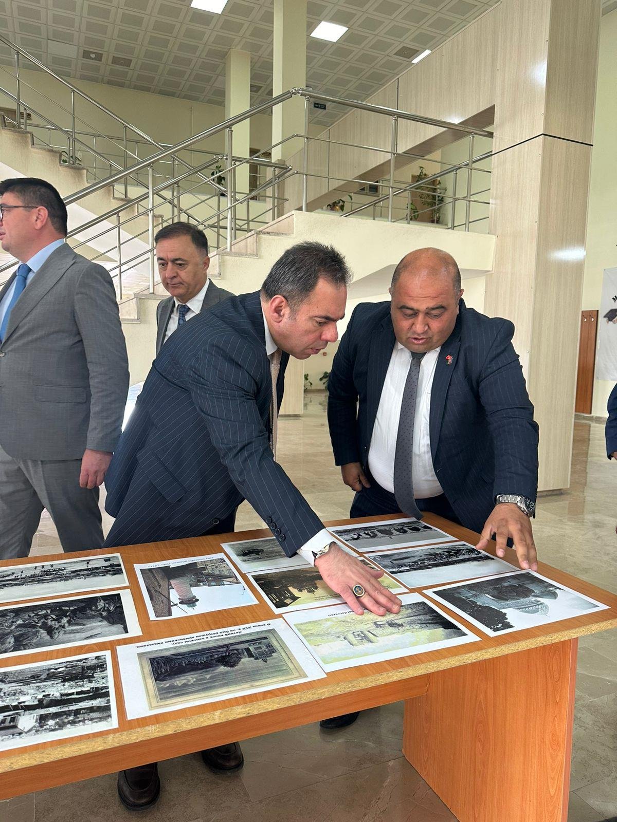 “Qərbi Azərbaycan: Unudulmaz izlər” layihəsi çərçivəsində Karsda beynəlxalq forum keçirildi – FOTO/VİDEO - foto 13