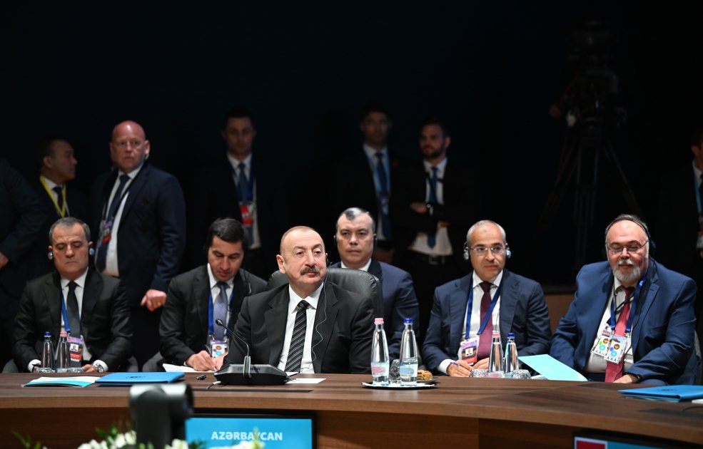 İlham Əliyev Budapeştdə mühüm tədbirdə - FOTO/VİDEO - foto 6